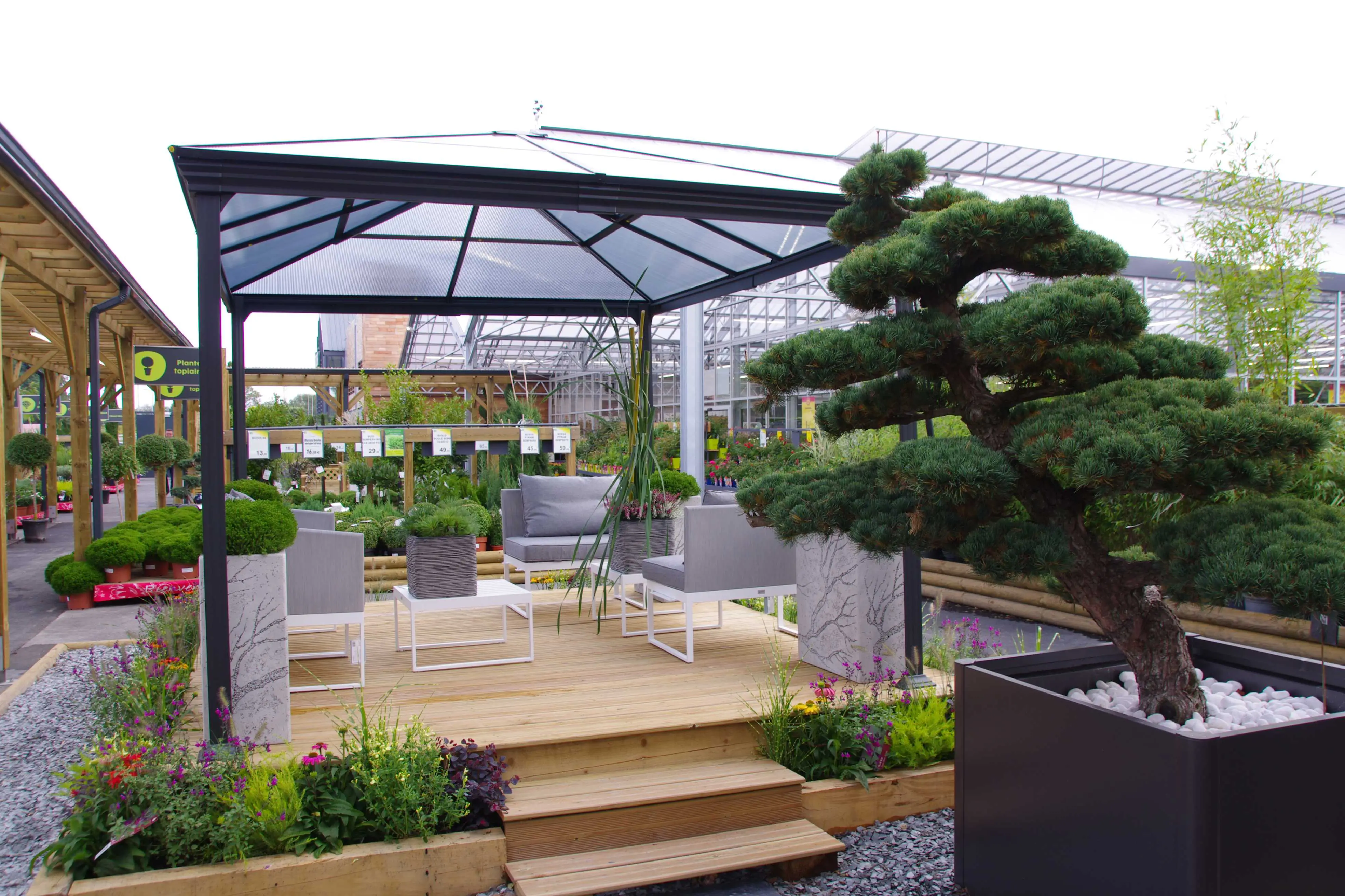 Bretagne - Magasin Vert : une nouvelle jardinerie à Brest Kergaradec