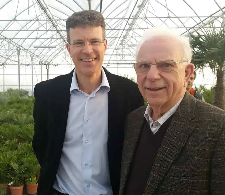 Pascal RENAUD et son Papa fondateur Renaud distribution JAF-info Jardinerie Animalerie Fleuriste