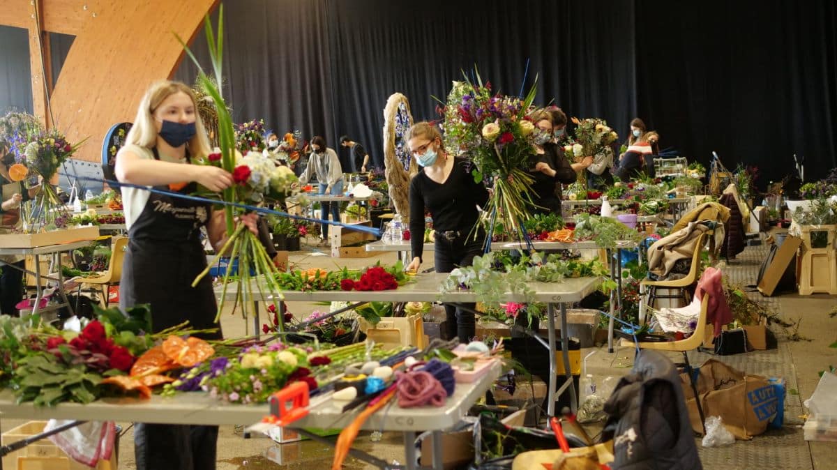 Ecole Des Fleuristes De Paris Melina Jamain Et Valentin Le Ruyet Médailles Or Du Concours Un Des Meilleurs Apprentis De France Finale Nationale 2