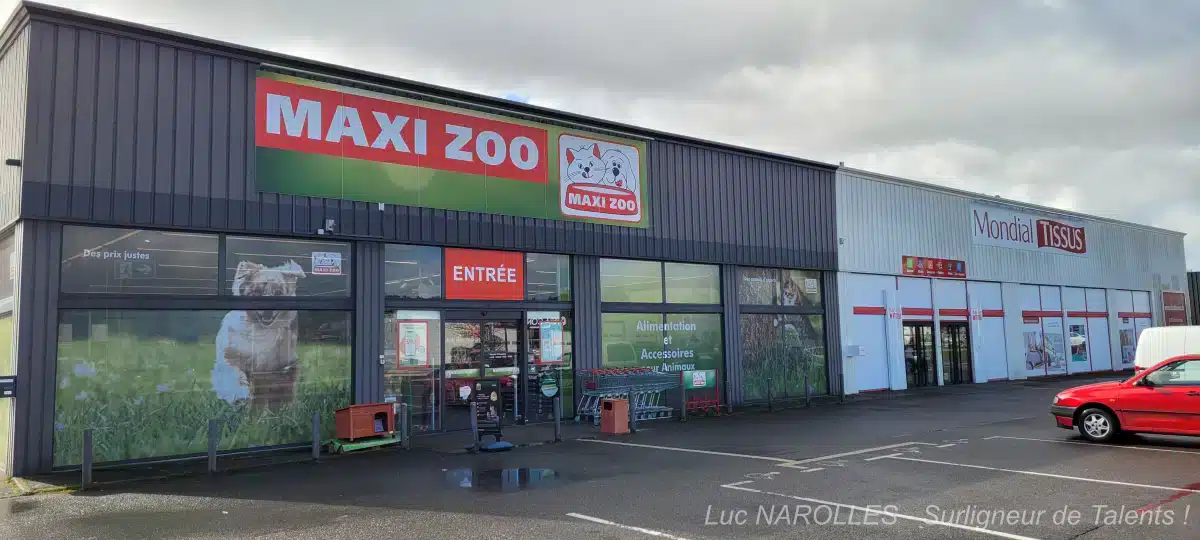 [Photo] Orléans - Petit clin d'oeil à l'animalerie Maxi Zoo Cap Saran